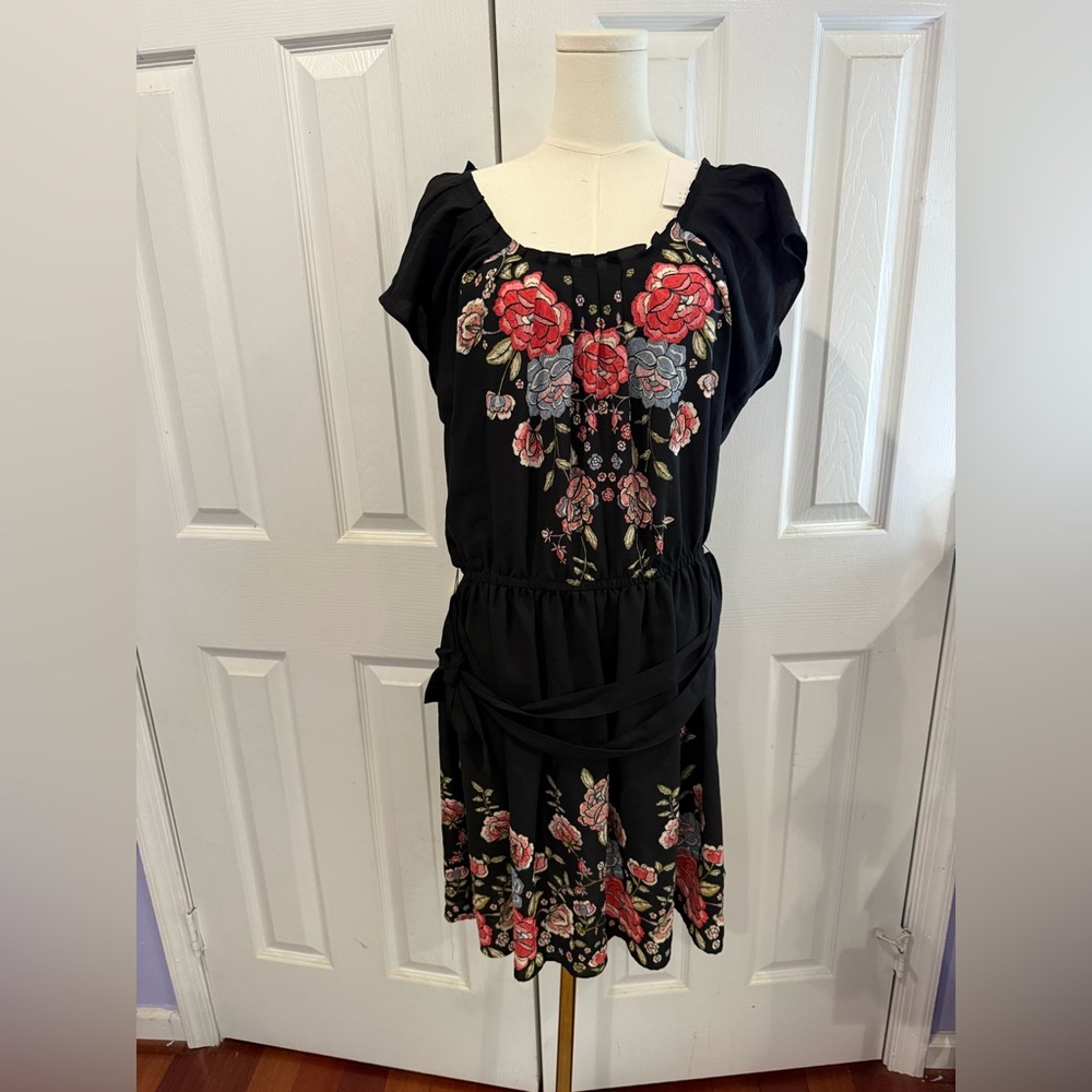 LC Lauren Conrad Elegant Black Dress